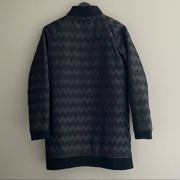 Numph zigzag Jacket in size small - Picture 3 of 6